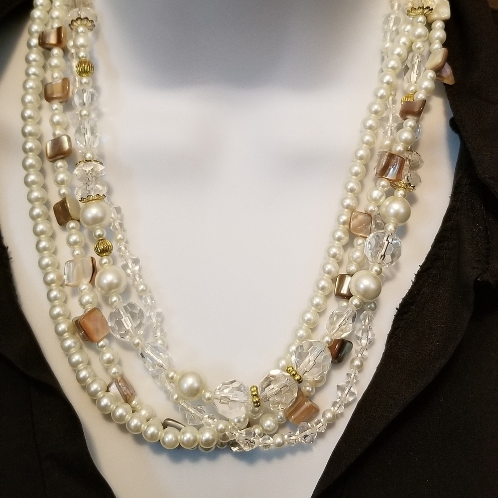 Premier Designs Daydream 19" necklace